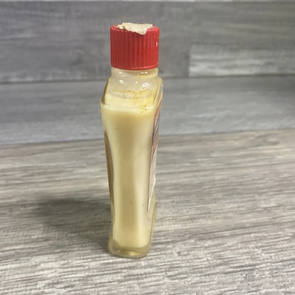 Vaseline vintage cream